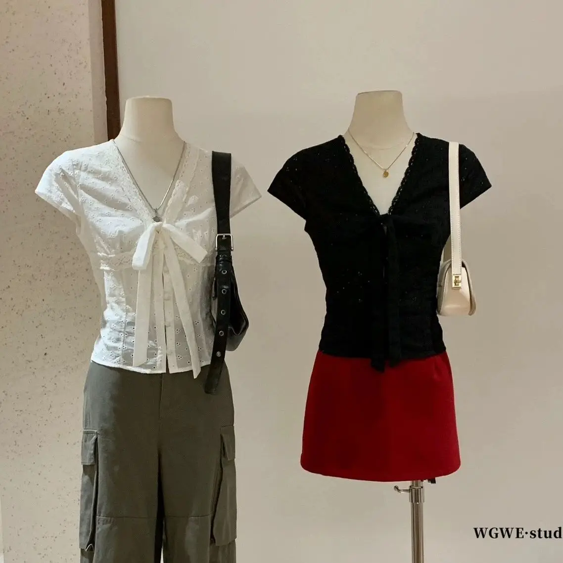 2025 Summer new spicy girl temperament versatile loose casual sloping shoulder one shoulder striped T-shirt women's top
2025 Summer new spicy girl temperament versatile loose casual sloping shoulder one shoulder striped T-shirt women's top