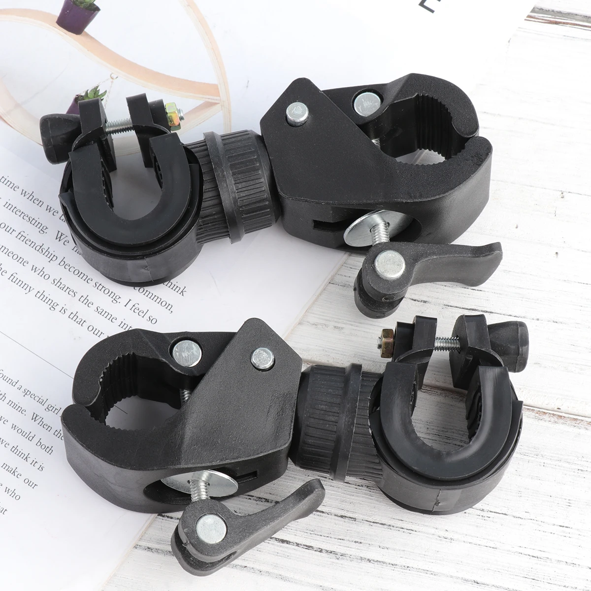 2Pcs Flashlight to Bike Converter Front Light Bracket Rotatable LED Rack Compatible with Most LED Torches for Night Cycling Use
2Pcs Flashlight to Bike Converter Front Light Bracket Rotatable LED Rack Compatible with Most LED Torches for Night Cycling Use