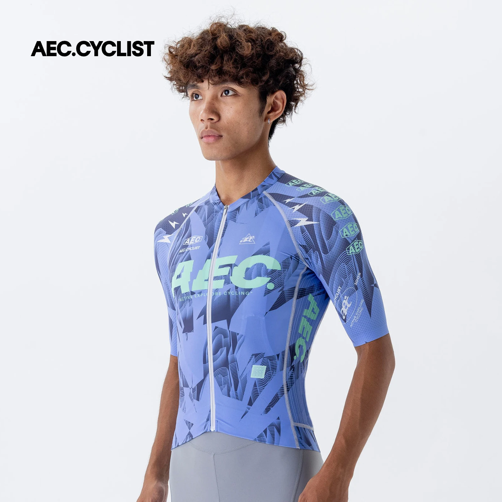 AEC.CYCLIST Men's Short Sleeve Cycling Jersey Lightweight Quick Dry Road Bike Tops 2025 Lightning Series MTB Bicycle Jersey
AEC.CYCLIST Men's Short Sleeve Cycling Jersey Lightweight Quick Dry Road Bike Tops 2025 Lightning Series MTB Bicycle Jersey