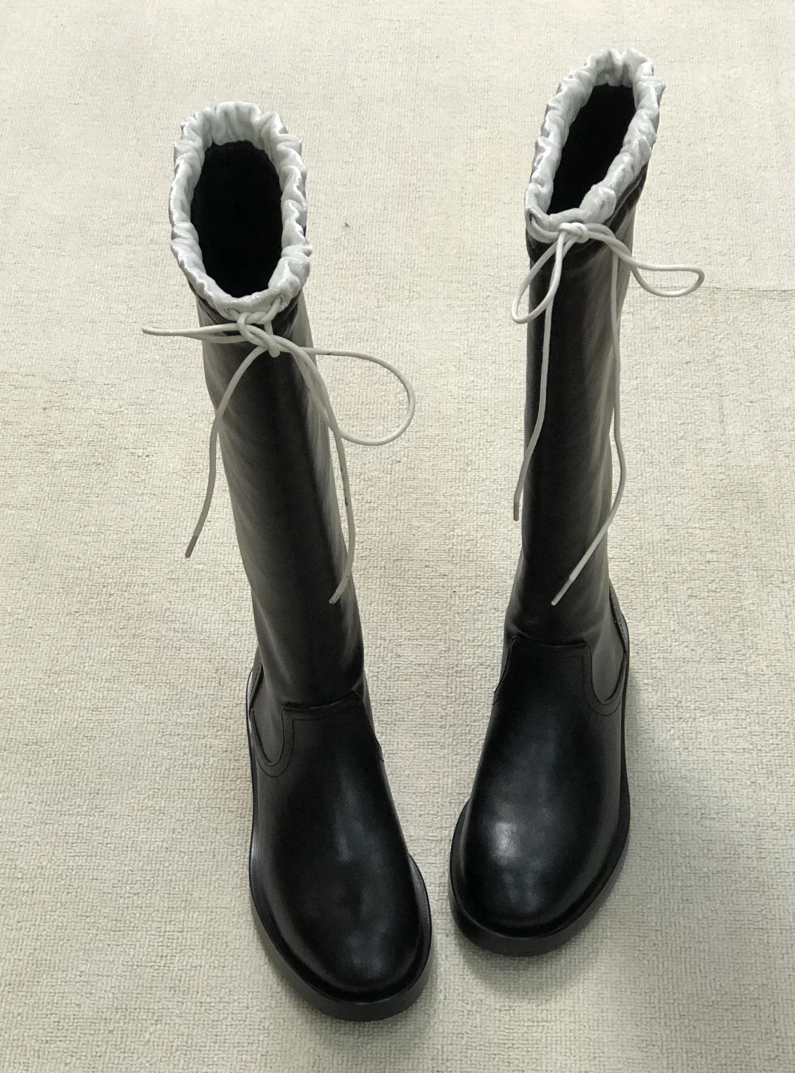 Size 35-40 Women Leather Boots For Women Knee Boots Fashion Winter Shoes Woman Pointed Toe Long Boots
Size 35-40 Women Leather Boots For Women Knee Boots Fashion Winter Shoes Woman Pointed Toe Long Boots