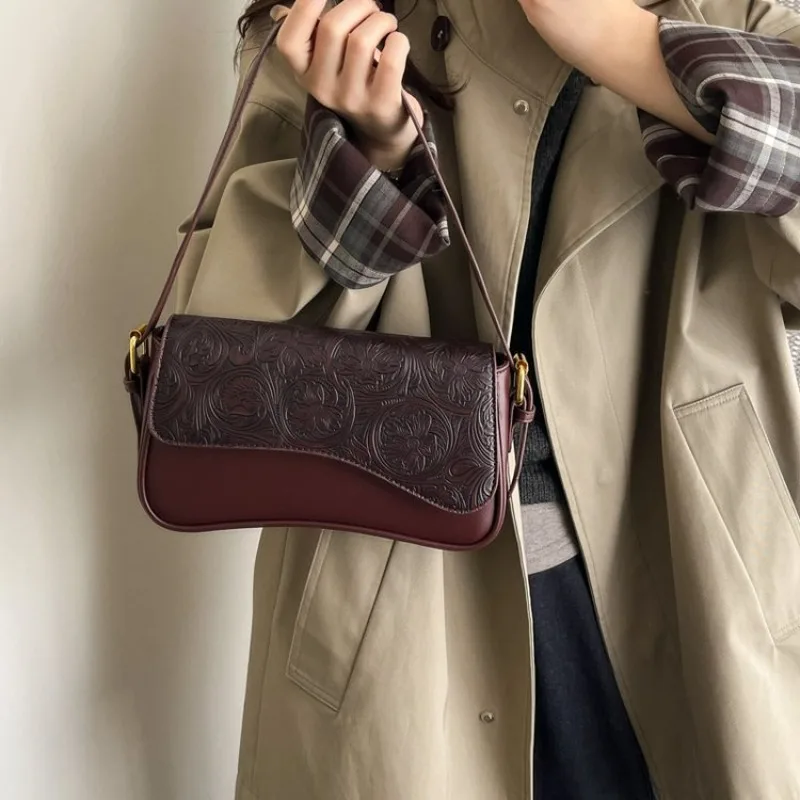 Women's Vintage Embossed Faux Leather Shoulder Bag, Casual Style for Daily Errands, Weekend Outings & Everyday Work Handbag
Women's Vintage Embossed Faux Leather Shoulder Bag, Casual Style for Daily Errands, Weekend Outings & Everyday Work Handbag