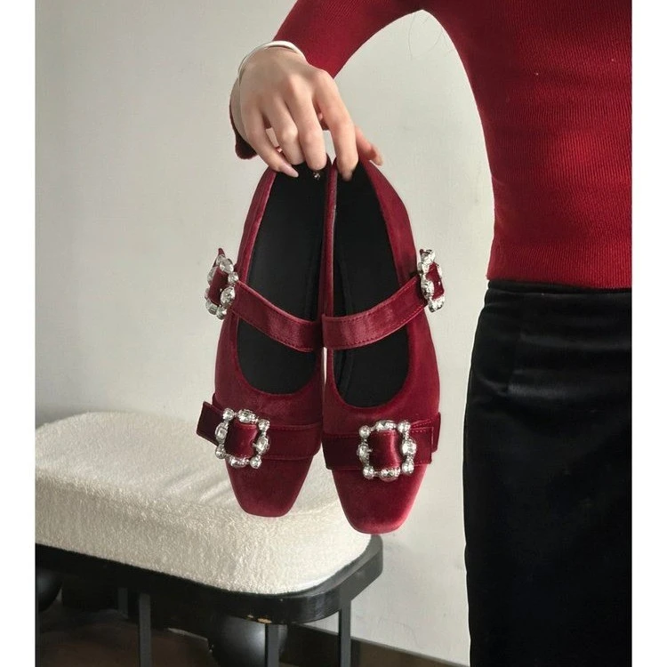 2026Fashion Square Toe Women Flats Loafers Heeled Belt Buckle Rhinestone Chain Cute Girl Shoes Comfortable Loafers
2026Fashion Square Toe Women Flats Loafers Heeled Belt Buckle Rhinestone Chain Cute Girl Shoes Comfortable Loafers