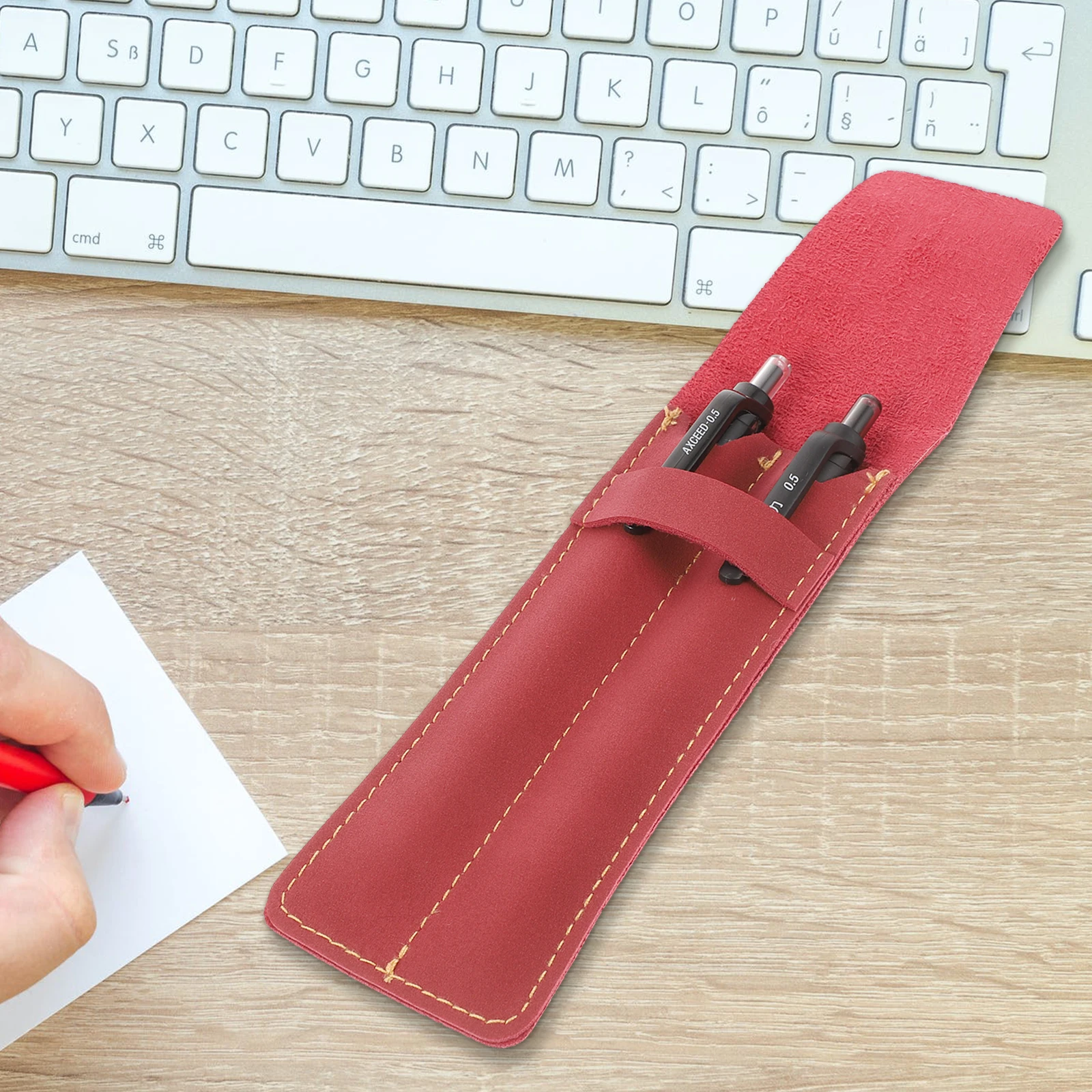 2 Pcs Sleeve Pouch Light Pen Case Fountain Pocket Protector European and American
2 Pcs Sleeve Pouch Light Pen Case Fountain Pocket Protector European and American