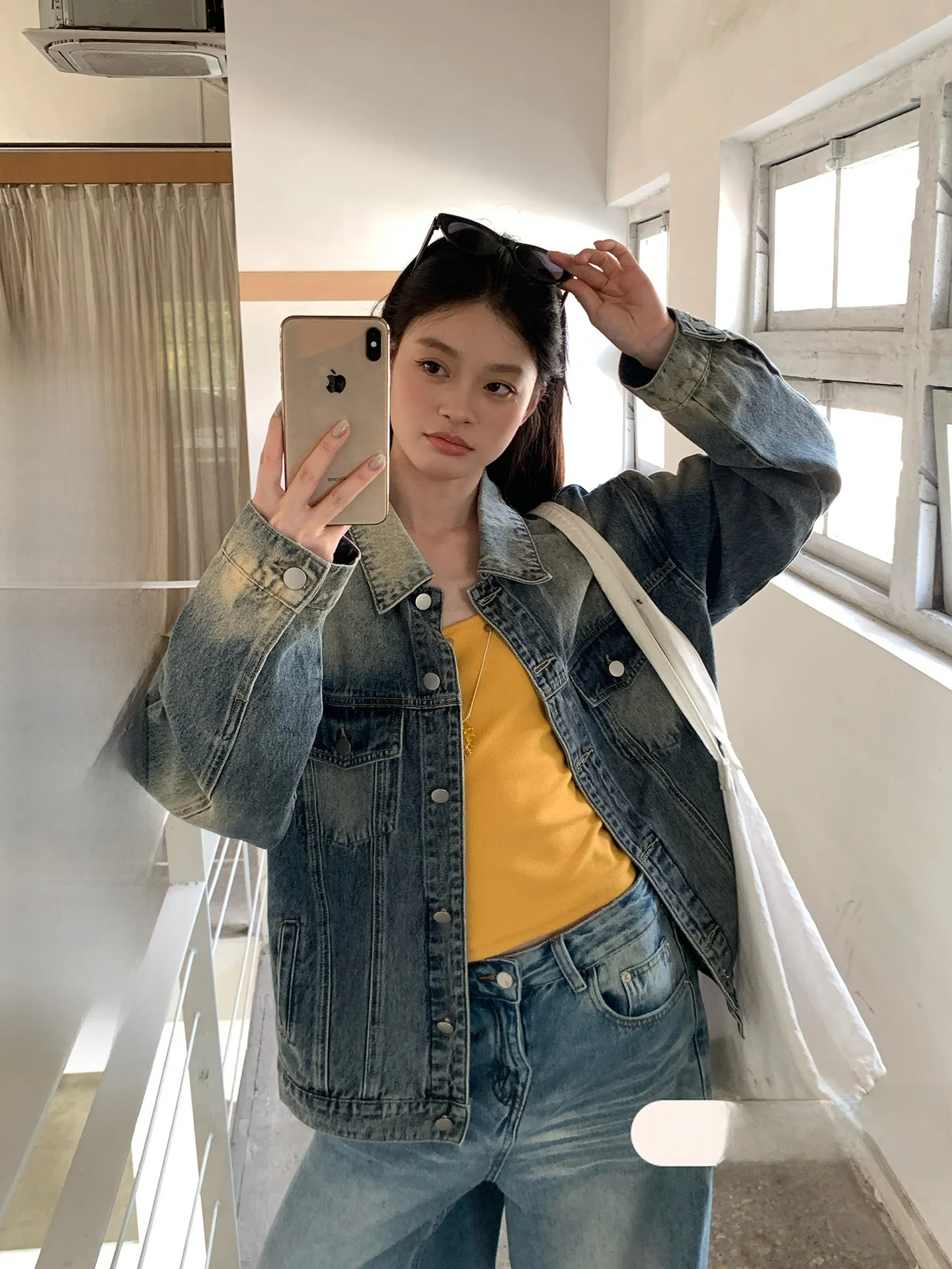 Loose Blue Gradient Dyed Denim Jacket Women's Casual Top Spring New Style Comfortable Sensation Commute Style Zipper Closure
Loose Blue Gradient Dyed Denim Jacket Women's Casual Top Spring New Style Comfortable Sensation Commute Style Zipper Closure