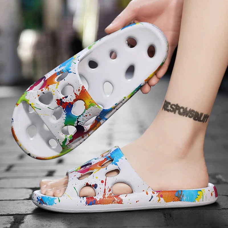 Мужские тапочки, новинка 2025, модные нескользящие и дезодорирующие домашние быстросохнущие женские пляжные туфли, большие размеры 36-45 
Мужские тапочки, новинка 2025, модные нескользящие и дезодорирующие домашние быстросохнущие женские пляжные туфли, большие размеры 36-45