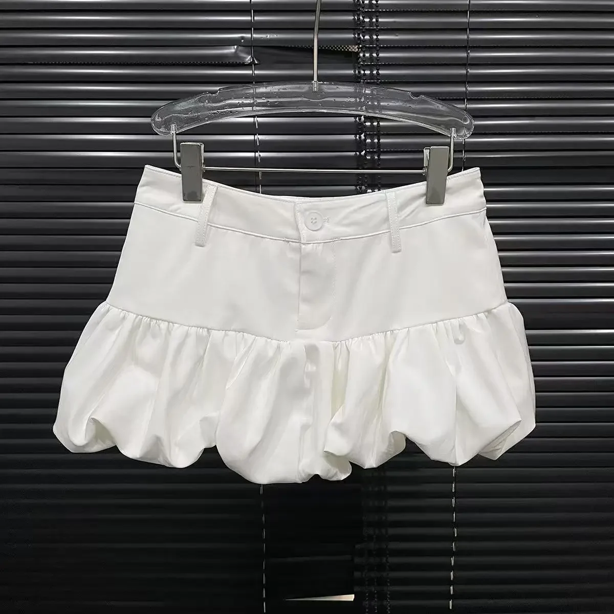 Short Dresses Women Streetwear Fashionable and Versatile Ruffled Skirt Sexy Solid Dress for Female Summer and Spring 2025 New
Short Dresses Women Streetwear Fashionable and Versatile Ruffled Skirt Sexy Solid Dress for Female Summer and Spring 2025 New