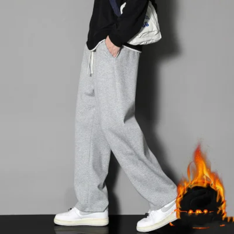 Autumn and Winter New Casual Versatile Fashion Men's Clothing Splicing Pockets Trendy Drawstring Solid Color Plush Sweatpants
Autumn and Winter New Casual Versatile Fashion Men's Clothing Splicing Pockets Trendy Drawstring Solid Color Plush Sweatpants