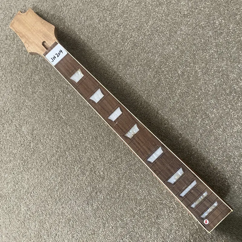 JN204 Custom Order Unfinished 6 String Electric Guitar Neck without Frets Custom Inlay Mahogany+Rosewood Damages for DIY
JN204 Custom Order Unfinished 6 String Electric Guitar Neck without Frets Custom Inlay Mahogany+Rosewood Damages for DIY
