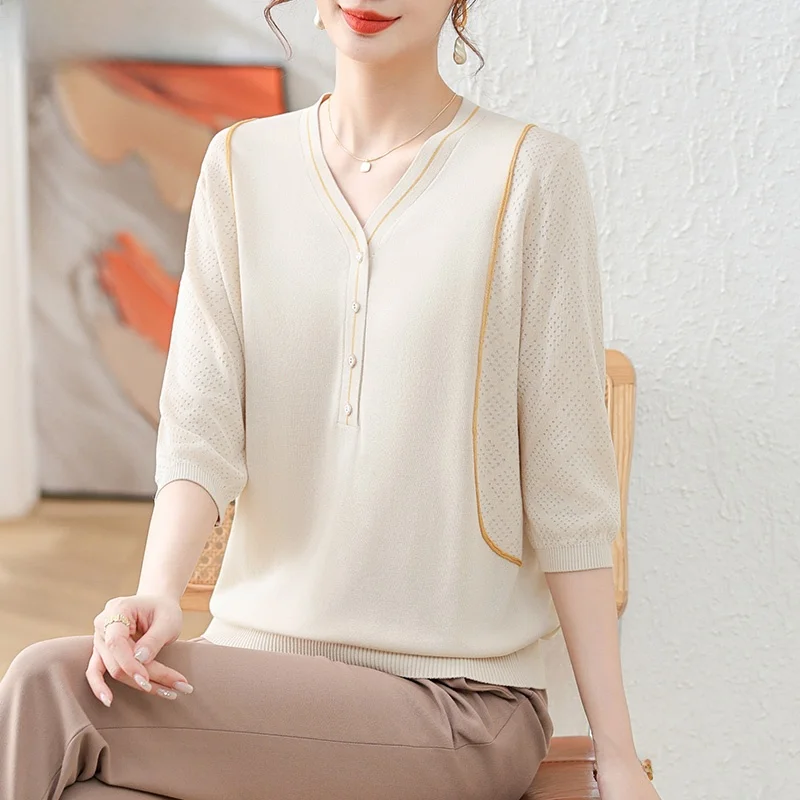Модный вязаный свитер для женщин среднего возраста, весна-осень, V-образный вырез, свободный крой, на пуговицах, однотонный, стандартный размер
Модный вязаный свитер для женщин среднего возраста, весна-осень, V-образный вырез, свободный крой, на пуговицах, однотонный, стандартный размер