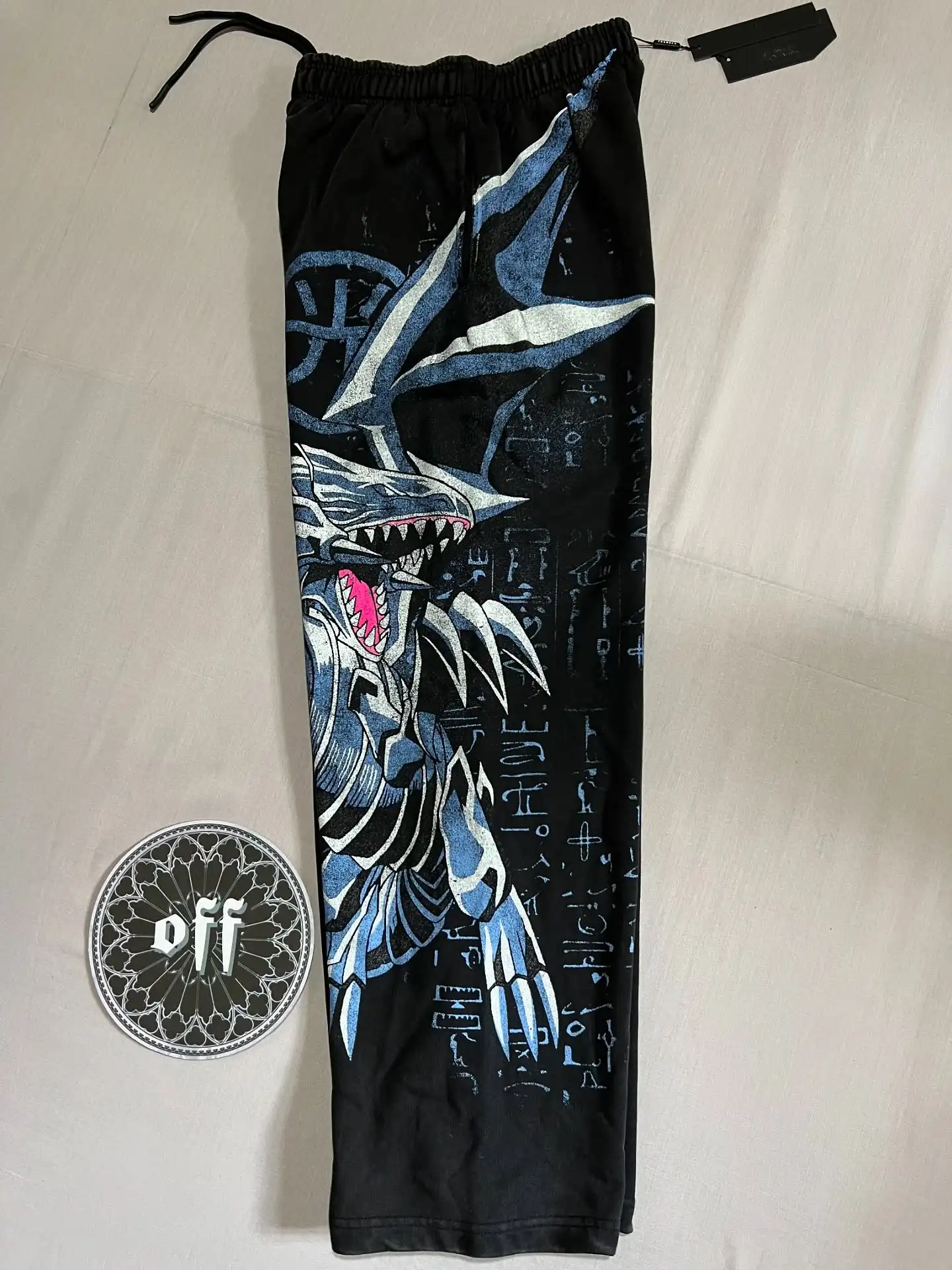 Новые брюки Y2k Yu-Gi-Oh, мужские мешковатые популярные брюки с широкими штанинами, уличная одежда в стиле Харадзюку, повседневные винтажные бегуны в стиле хип-хоп, мужская одежда
Новые брюки Y2k Yu-Gi-Oh, мужские мешковатые популярные брюки с широкими штанинами, уличная одежда в стиле Харадзюку, повседневные винтажные бегуны в стиле хип-хоп, мужская одежда
