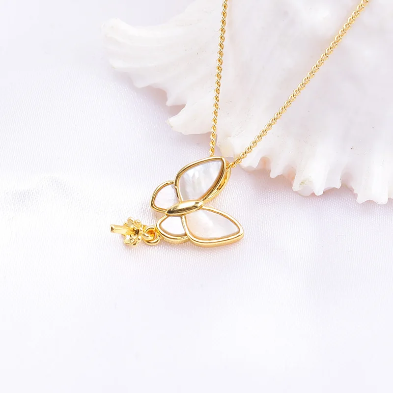 1 пара подвесок D413 с жемчугом, покрытых 14-каратным золотом, с защитой цвета, для самостоятельного изготовления украшений (цепочка и жемчуг в комплект не входят)
1 пара подвесок D413 с жемчугом, покрытых 14-каратным золотом, с защитой цвета, для самостоятельного изготовления украшений (цепочка и жемчуг в комплект не входят)