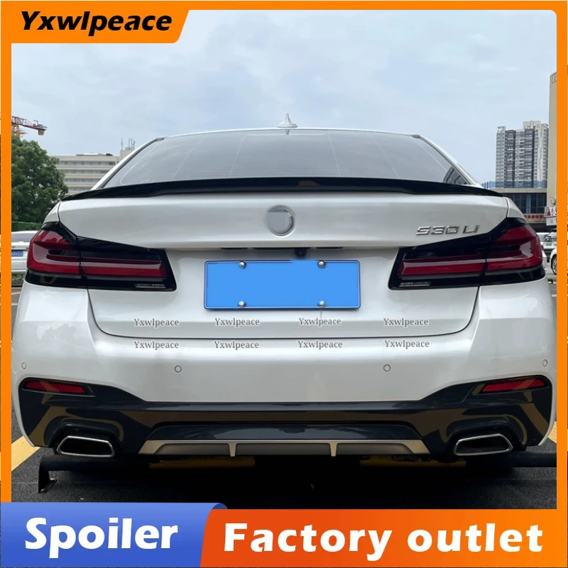 P Style ABS Plastic Rear Trunk Lip Spoiler Wing Body Kit Accessorie For BMW G30 5 Series 2018 2019 2020 2021 2022
P Style ABS Plastic Rear Trunk Lip Spoiler Wing Body Kit Accessorie For BMW G30 5 Series 2018 2019 2020 2021 2022
