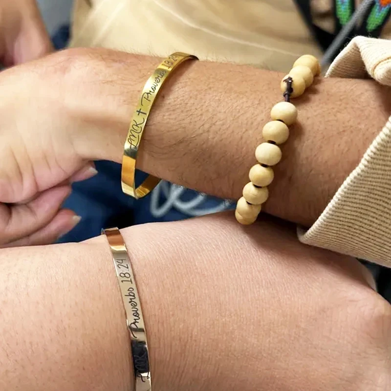 Personalized Custom Open Cuff Engraving Name Letter Couple Bracelets Stainless Steel Customized Adjustable Bangle Jewelry Gifts
Personalized Custom Open Cuff Engraving Name Letter Couple Bracelets Stainless Steel Customized Adjustable Bangle Jewelry Gifts