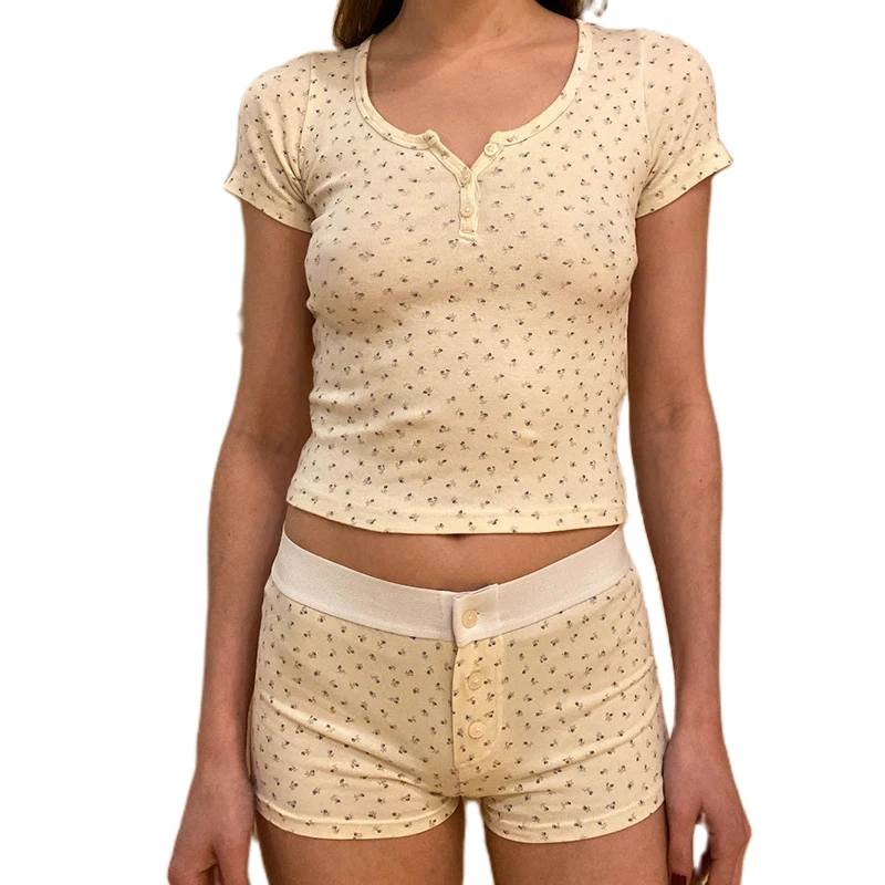 Women 2 Piece Loungewear Cute Girl Outfits Pretty Kawaii Button Short Sleeve T-shirt + Shorts 2000s Retro Pajamas Matching Set
Women 2 Piece Loungewear Cute Girl Outfits Pretty Kawaii Button Short Sleeve T-shirt + Shorts 2000s Retro Pajamas Matching Set