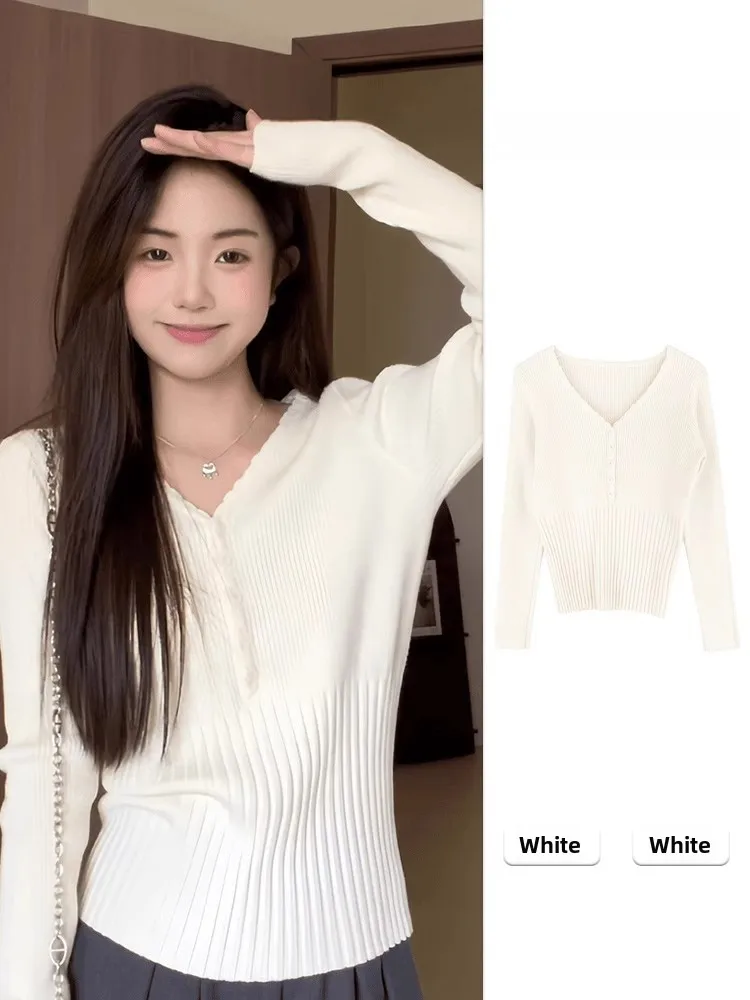 White V-Neck Knitted Sweater Base Shirt Women's New Style Spring Autumn Outerwear T Small Size Slim Fit Inner Match Knitted S...
White V-Neck Knitted Sweater Base Shirt Women's New Style Spring Autumn Outerwear T Small Size Slim Fit Inner Match Knitted S...