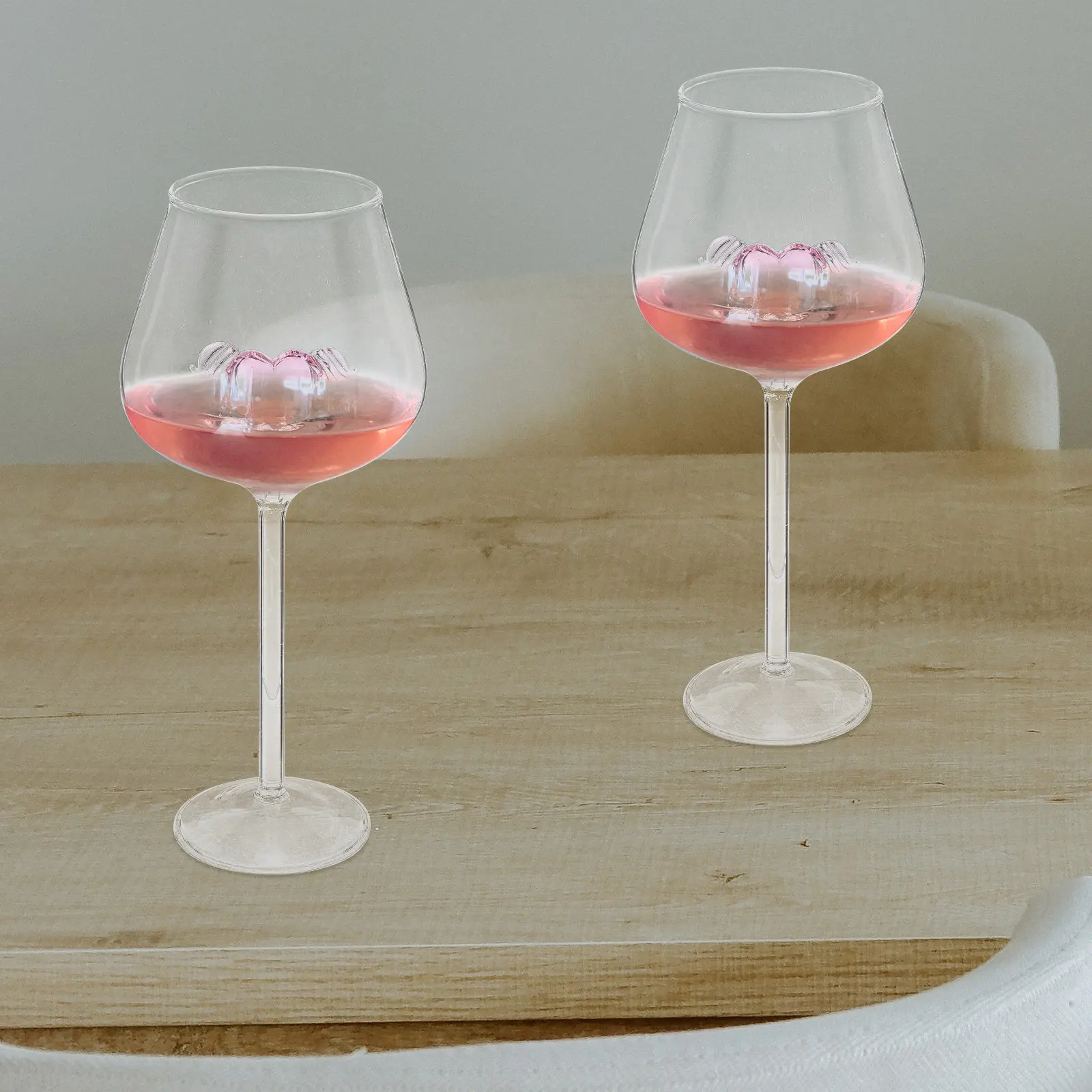 Романтический стеклянный бокал: Декоративный портативный фужер для вина, элегантный дизайн для свадеб, вечеринок и банкетов
Романтический стеклянный бокал: Декоративный портативный фужер для вина, элегантный дизайн для свадеб, вечеринок и банкетов