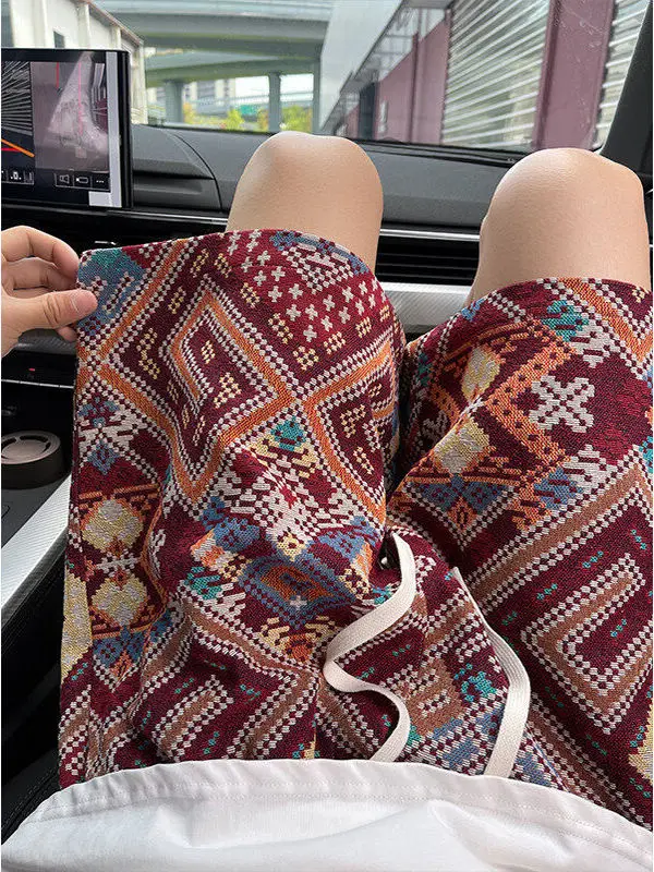 Модные летние пляжные свободные широкие брюки, мужские повседневные прямые брюки с вышивкой в этническом стиле, молодежный модный бренд
Модные летние пляжные свободные широкие брюки, мужские повседневные прямые брюки с вышивкой в этническом стиле, молодежный модный бренд