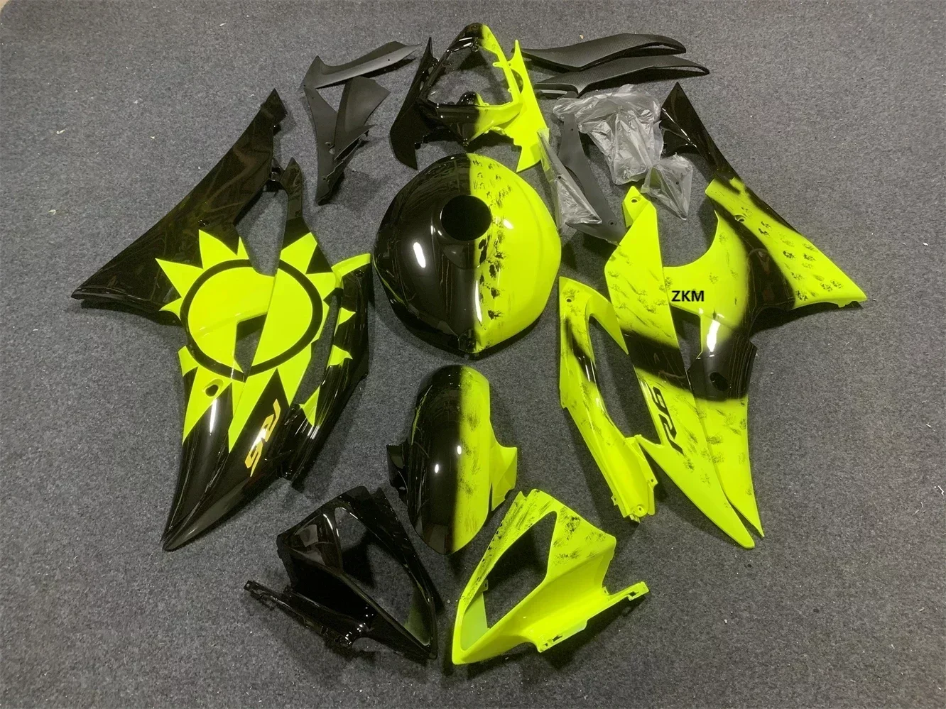 Motorcycle Fairing Kit ABS Plastic Body Injection For Yamaha YZFR6 YZF-R6 YZF R6 2008 2009-2016 Fairings Bodywork Bodykits Black
Motorcycle Fairing Kit ABS Plastic Body Injection For Yamaha YZFR6 YZF-R6 YZF R6 2008 2009-2016 Fairings Bodywork Bodykits Black