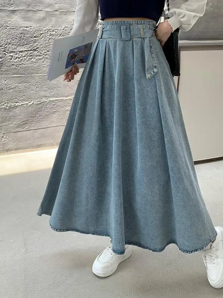 Korean Vintage Blue Vacation Trendy Pleated Denim Skirt Women's 2024 Autumn Winter Elegant High Waist Jean Long Skirt Streetwear
Korean Vintage Blue Vacation Trendy Pleated Denim Skirt Women's 2024 Autumn Winter Elegant High Waist Jean Long Skirt Streetwear