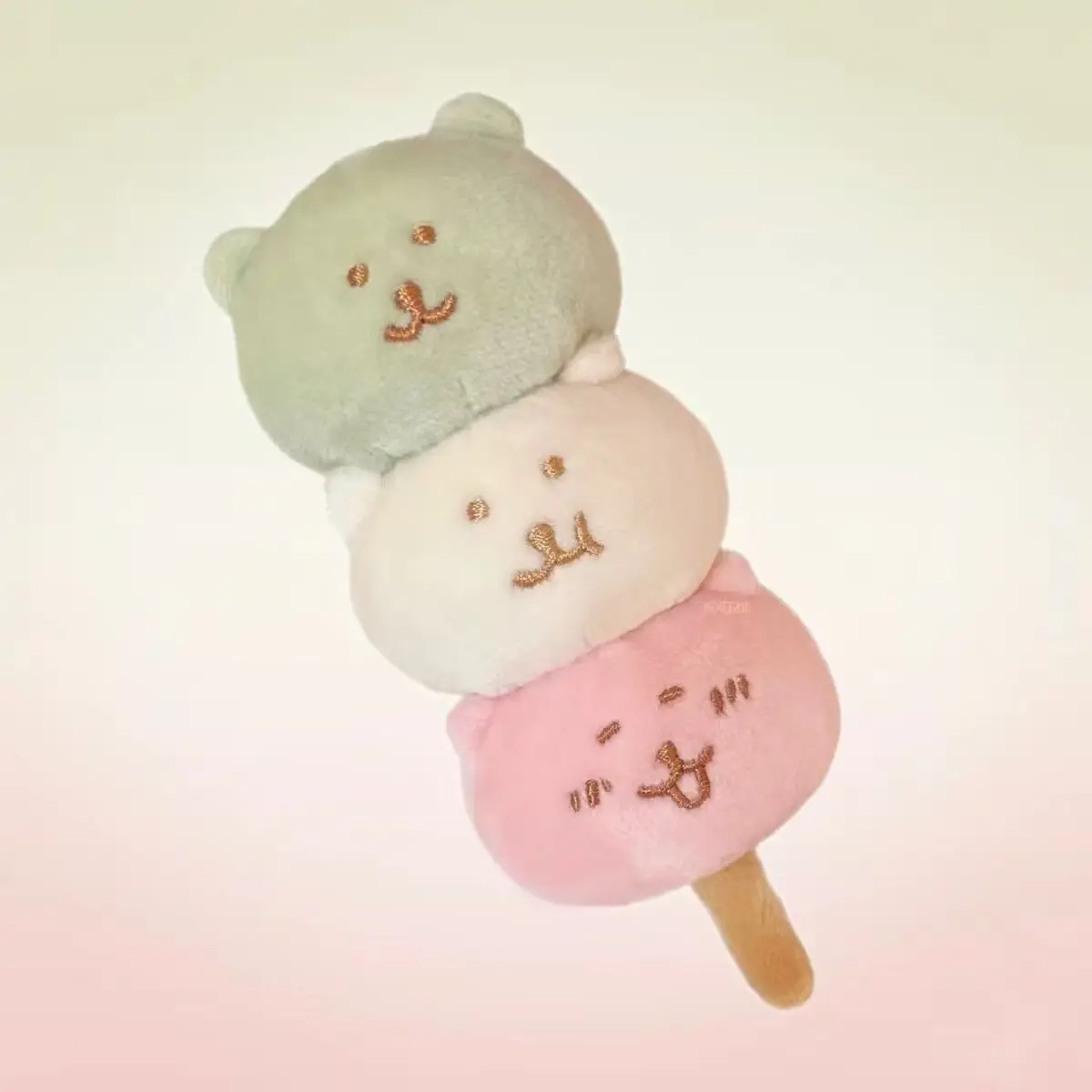 MINISO Chiikawa саморазборный медведь шар плюшевая игрушка милая мультяшная кукла подарок на день рождения студенческая сумка кулон подарок для девочек
MINISO Chiikawa саморазборный медведь шар плюшевая игрушка милая мультяшная кукла подарок на день рождения студенческая сумка кулон подарок для девочек