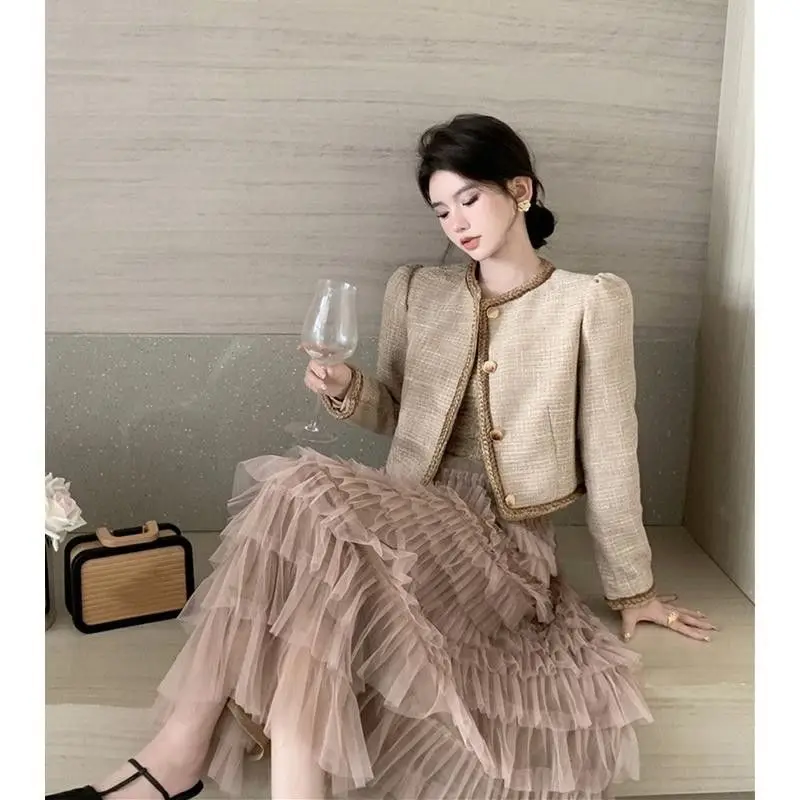 Fall 2024 New Multi-Layered Me Cake Skirt High Waist Slimming Ele Midi Length Me f Skirt Women's Faion
Fall 2024 New Multi-Layered Me Cake Skirt High Waist Slimming Ele Midi Length Me f Skirt Women's Faion
