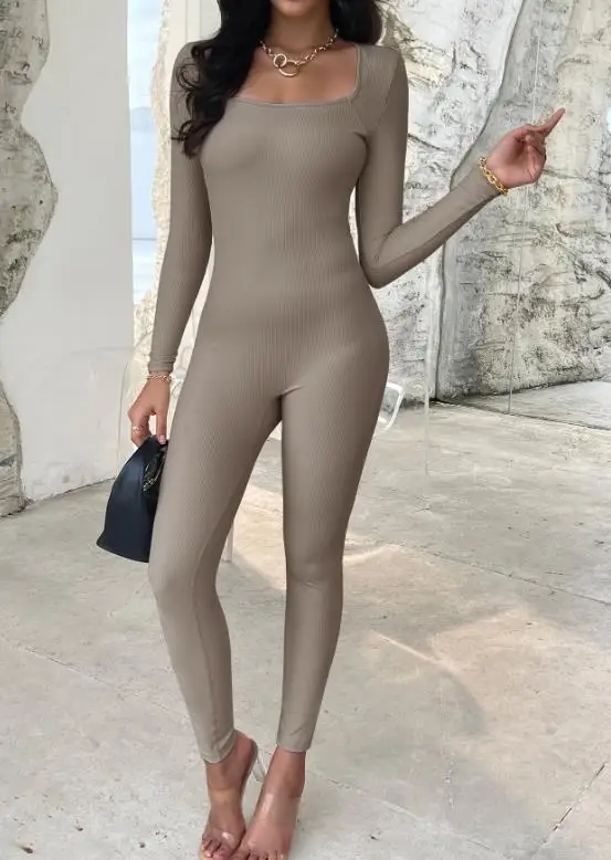 Autumn and Winter Solid Color Square Neck Tight Cropped Jumpsuit Women's Sports Yoga Style Long Sleeved Tight Jumpsuit
Autumn and Winter Solid Color Square Neck Tight Cropped Jumpsuit Women's Sports Yoga Style Long Sleeved Tight Jumpsuit