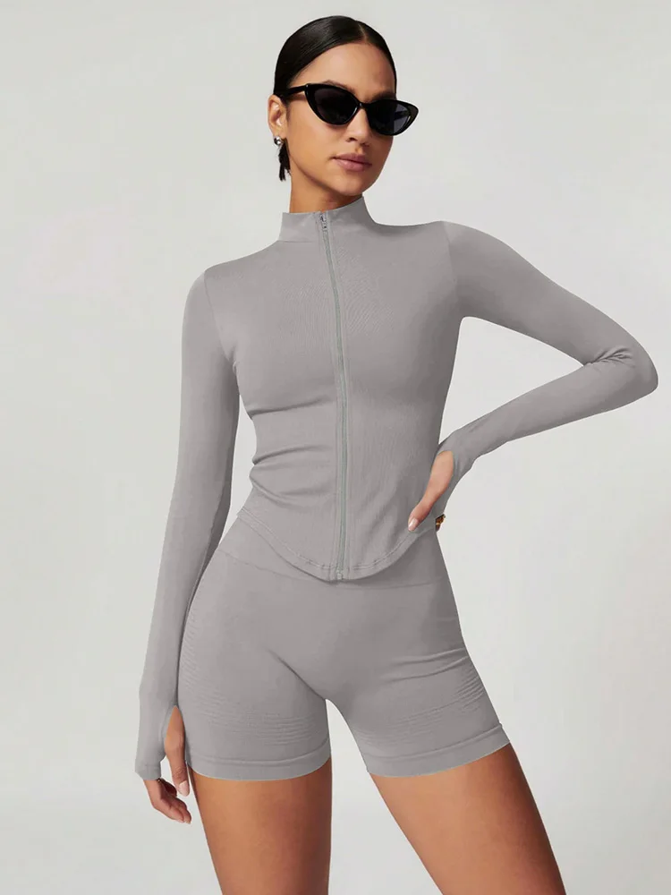 Women 2 Piece Nude High-elasticity Yoga Suit Contrasting Color Bra Halter Top Hip-Lifting Fitness Line Shorts Pilates Sports Set
Women 2 Piece Nude High-elasticity Yoga Suit Contrasting Color Bra Halter Top Hip-Lifting Fitness Line Shorts Pilates Sports Set