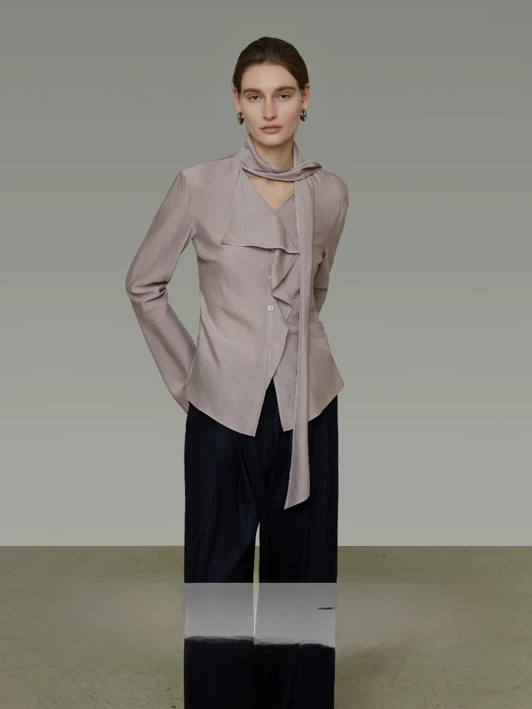 Unspoken Vintage Silken Gown Shirt Irregular Draping V-Neck Women's Slim Fit Long Sleeve Breathable Commute Style Spring Fashion
Unspoken Vintage Silken Gown Shirt Irregular Draping V-Neck Women's Slim Fit Long Sleeve Breathable Commute Style Spring Fashion
