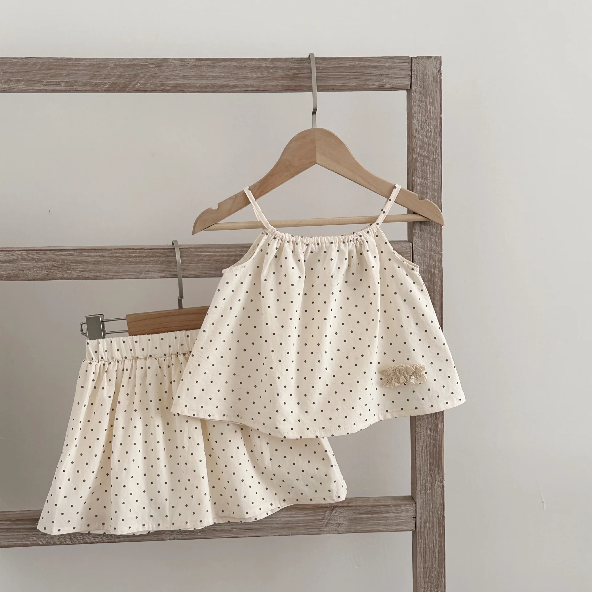 2026 Summer Baby Girls Clothes Sets 0-3Y Girls Cute Dots Camisole Sleeveless Sling Tops And Skirts Two Piece Set Toddler Outfits
2026 Summer Baby Girls Clothes Sets 0-3Y Girls Cute Dots Camisole Sleeveless Sling Tops And Skirts Two Piece Set Toddler Outfits