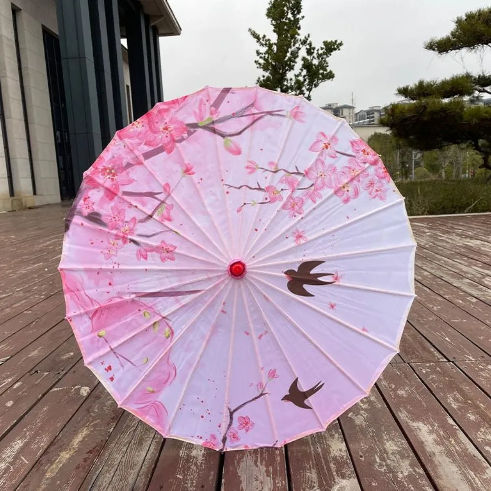 56cm Umbrella Fan Silk Cloth 10 Colors Cosplay Hanfu Oil Paper Umbrella Chinese Antique Style Prop Dance Umbrella
56cm Umbrella Fan Silk Cloth 10 Colors Cosplay Hanfu Oil Paper Umbrella Chinese Antique Style Prop Dance Umbrella