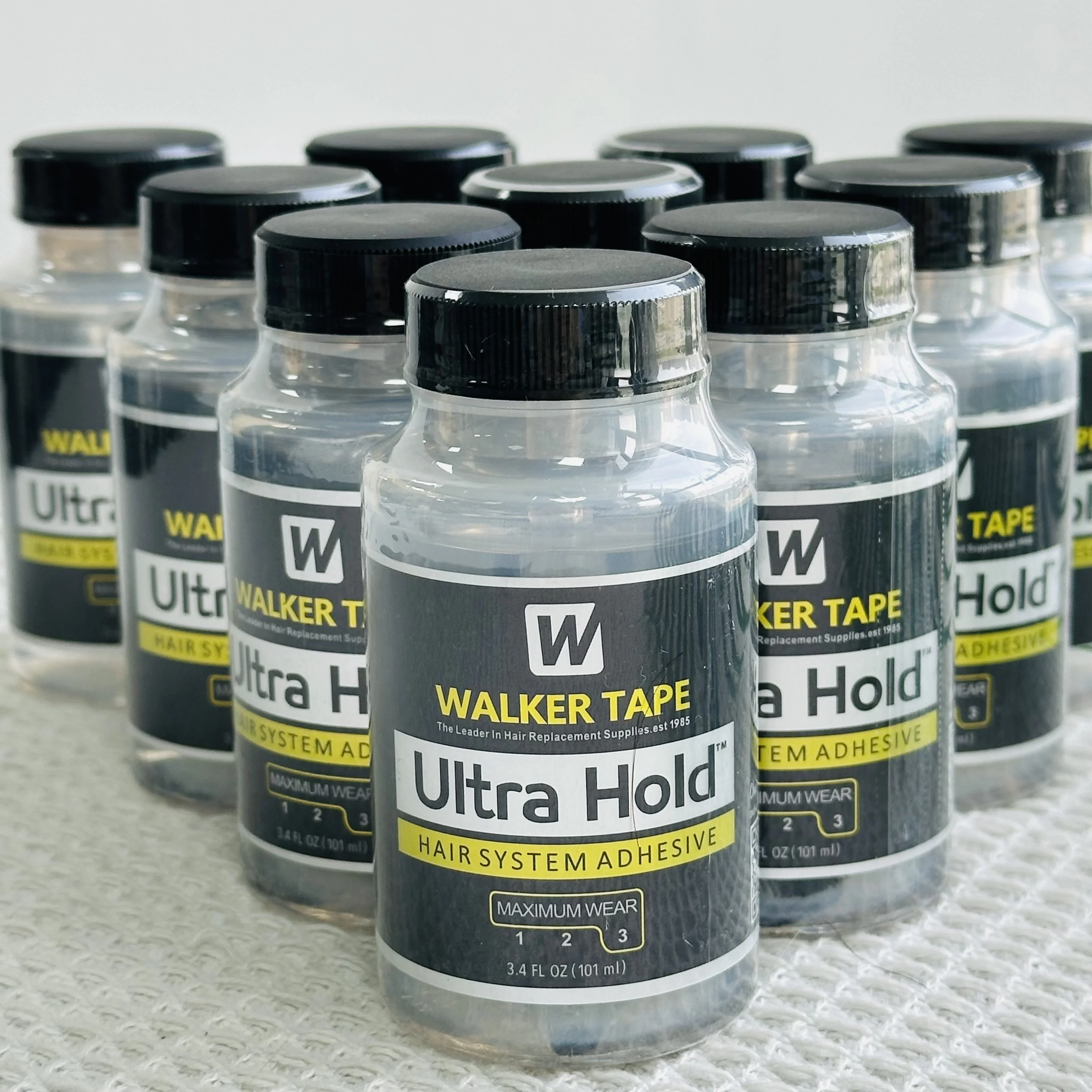 1/2/3pcs Walker Tape Ultra Hold Hair System Adhesive Maximum Wear 3.4 fl oz 101 ml Lace Wigs & Toupees
1/2/3pcs Walker Tape Ultra Hold Hair System Adhesive Maximum Wear 3.4 fl oz 101 ml Lace Wigs & Toupees