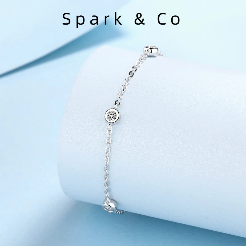 Classic Platinum PT950 Female Style Certificate Moissanite Bracelets for Women Sparkling Luxury Chain Jewelry Birthday Gift
Classic Platinum PT950 Female Style Certificate Moissanite Bracelets for Women Sparkling Luxury Chain Jewelry Birthday Gift