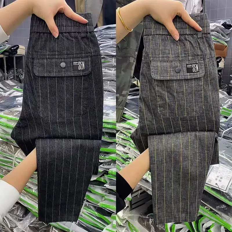 Summer Workwear Men's Loose Fit Straight Leg Pants Casual Lightweight Trousers Resistant to Wear And Dirt for Daily Use
Summer Workwear Men's Loose Fit Straight Leg Pants Casual Lightweight Trousers Resistant to Wear And Dirt for Daily Use
