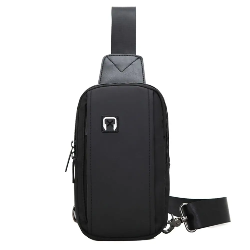 Oxford Cloth Men's Shoulder Bag Large Capacity Anti-theft Travel Crossbody Bag Small Backpack with Headphone Jack Chest Bag
Oxford Cloth Men's Shoulder Bag Large Capacity Anti-theft Travel Crossbody Bag Small Backpack with Headphone Jack Chest Bag