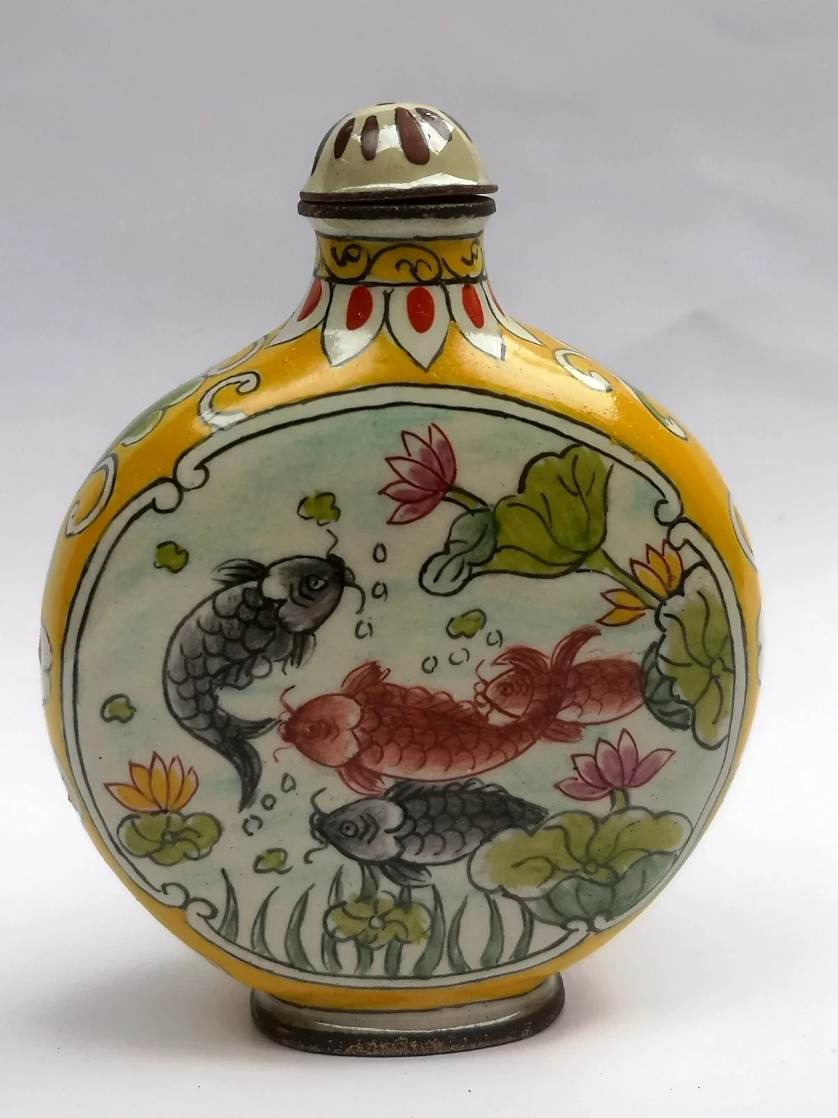 Collected Old China Cloisonne Painting Lovely Fish Lotus Snuff Bottle Decoration
Collected Old China Cloisonne Painting Lovely Fish Lotus Snuff Bottle Decoration