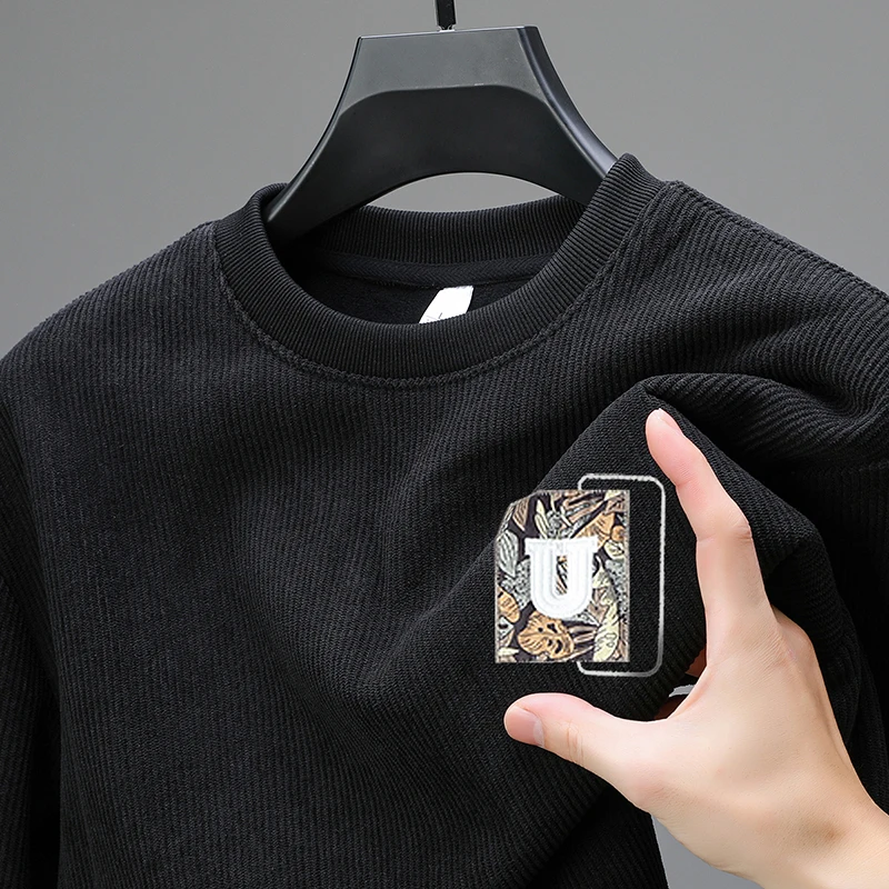 Luxury Men Winter Long-Sleeved T-Shirt Thickened Fleece-Lined Round Neck Pilling-Resistant Non-deforming Tops Leisure Men's Wear
Luxury Men Winter Long-Sleeved T-Shirt Thickened Fleece-Lined Round Neck Pilling-Resistant Non-deforming Tops Leisure Men's Wear