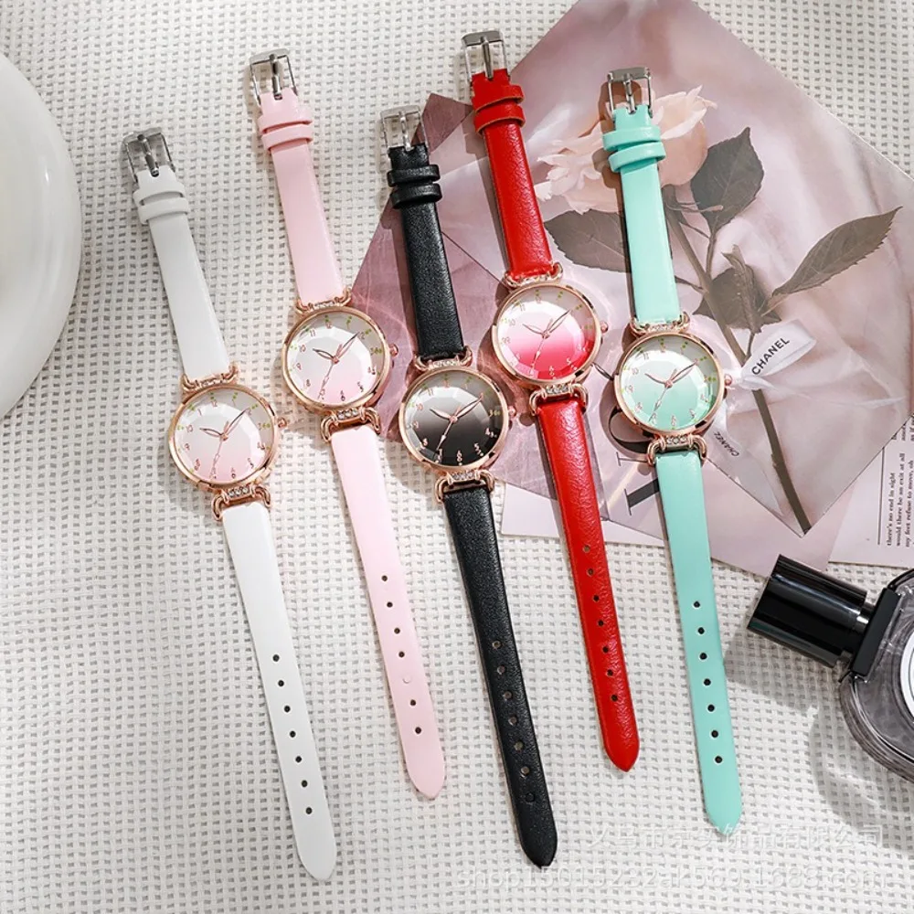 New Round Dial Bracelet Watch Gradient Color Elegant Leather Strap Watch Adjustable Quartz Watch Women Fashion
New Round Dial Bracelet Watch Gradient Color Elegant Leather Strap Watch Adjustable Quartz Watch Women Fashion