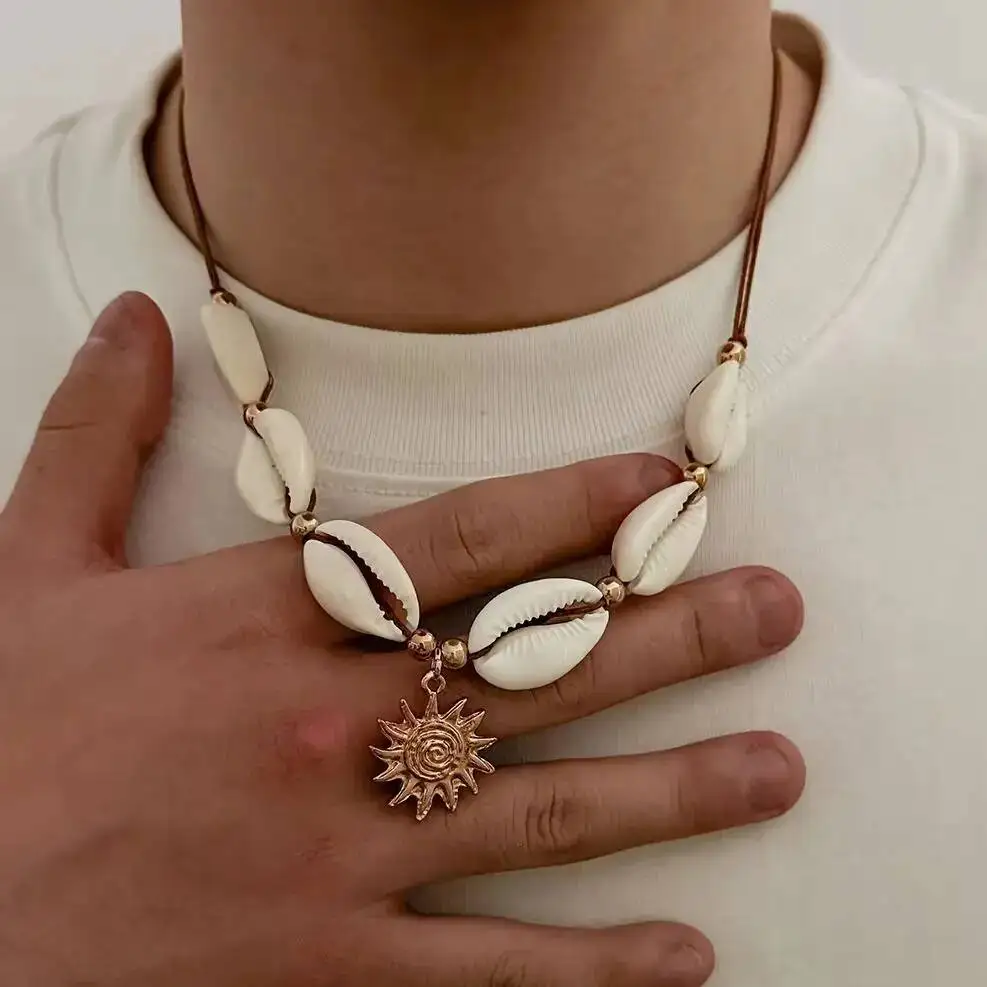 Ingemark Bohemian Conch Scallop Chain Chokers Necklace for Men Vintage Golden Sun Pendant Collar Chain 2026 New Trendy Jewely
Ingemark Bohemian Conch Scallop Chain Chokers Necklace for Men Vintage Golden Sun Pendant Collar Chain 2026 New Trendy Jewely