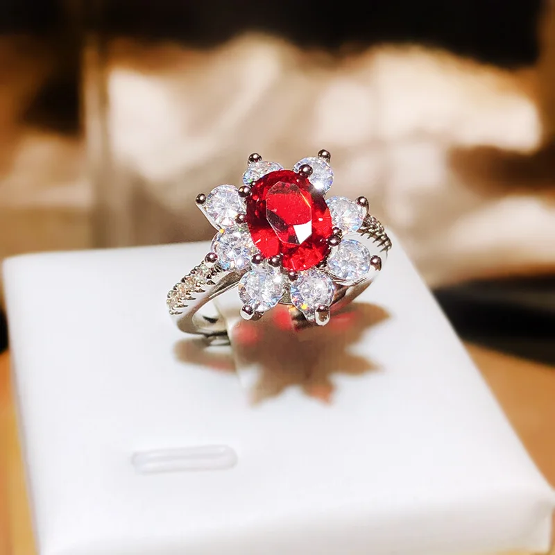 Exquisite Four-claw Oval Ruby Flower Couple Ring Women's Opening Adjustable Niche Design Gift Jewelry
Exquisite Four-claw Oval Ruby Flower Couple Ring Women's Opening Adjustable Niche Design Gift Jewelry