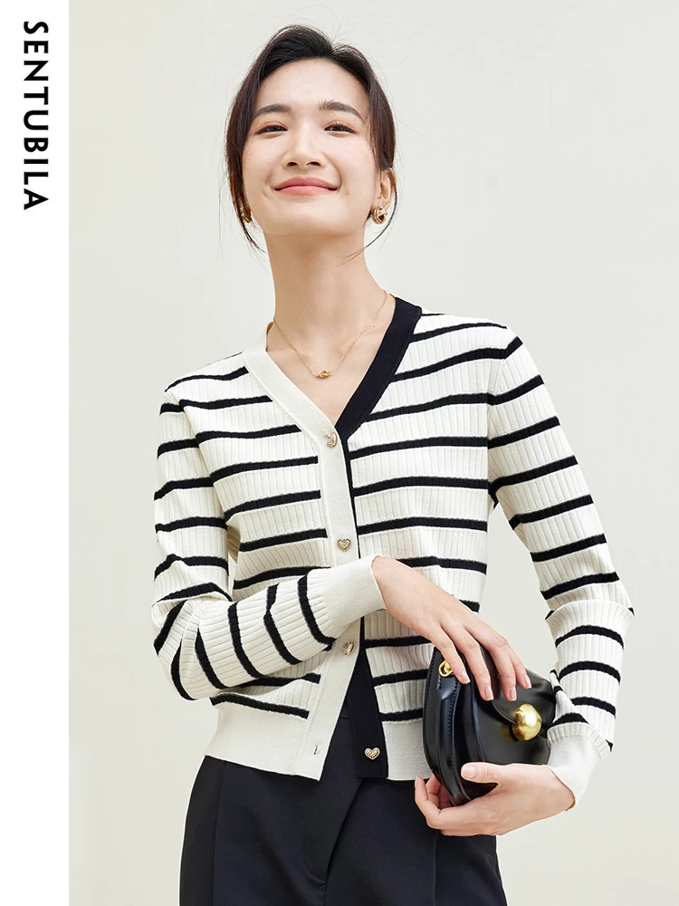 SENTUBILA Women's Black White Contrast Striped Sweater 2024 Autumn Fashion Elegant V-Neck Cardigan Top Jumpers Female W33H51121
SENTUBILA Women's Black White Contrast Striped Sweater 2024 Autumn Fashion Elegant V-Neck Cardigan Top Jumpers Female W33H51121