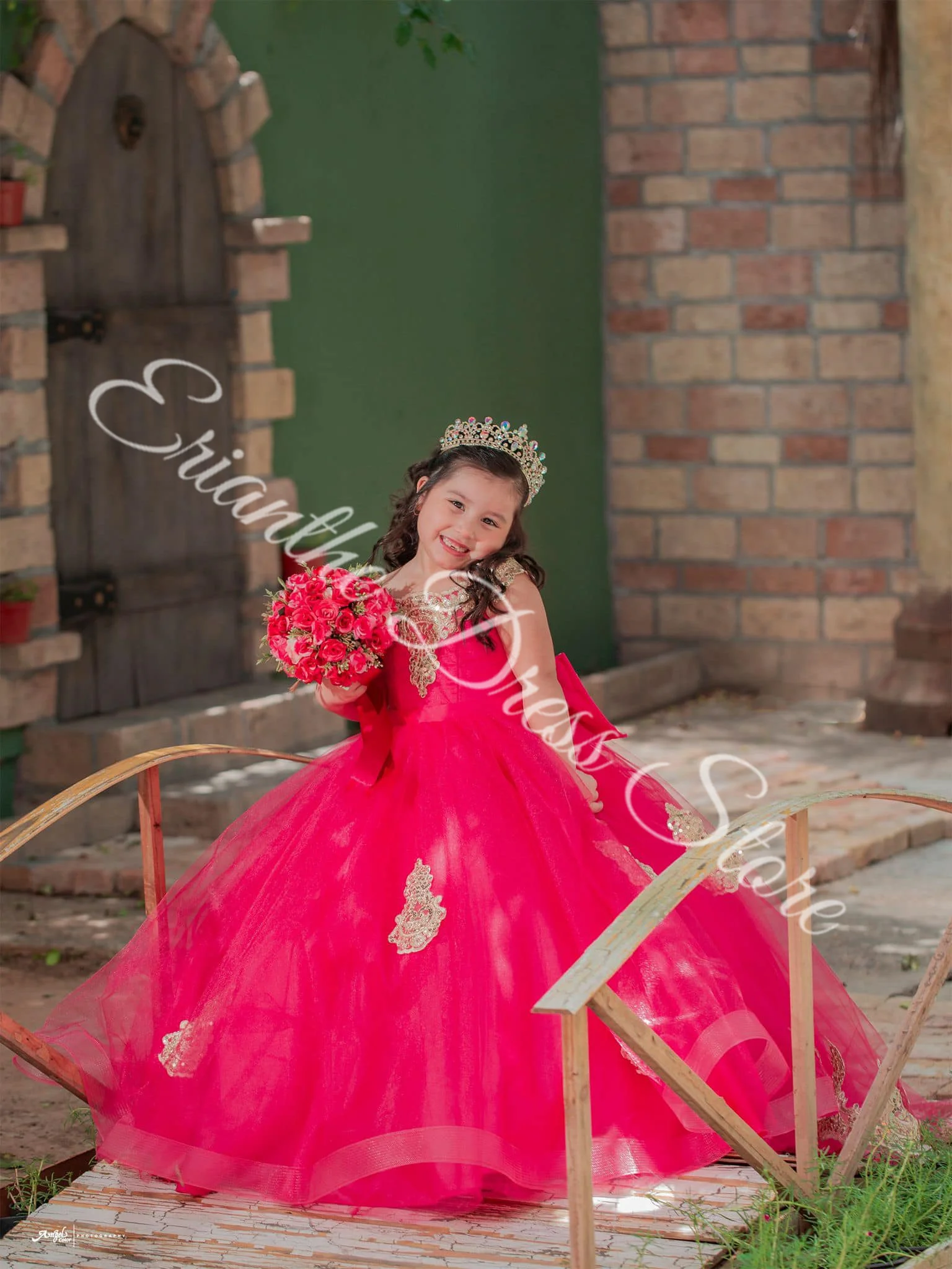 Flower Girl Dress For Wedding Customized Sparkling Lace Tulle Puffy Applique Kids Birthday Party First Communion Ball Gown
Flower Girl Dress For Wedding Customized Sparkling Lace Tulle Puffy Applique Kids Birthday Party First Communion Ball Gown