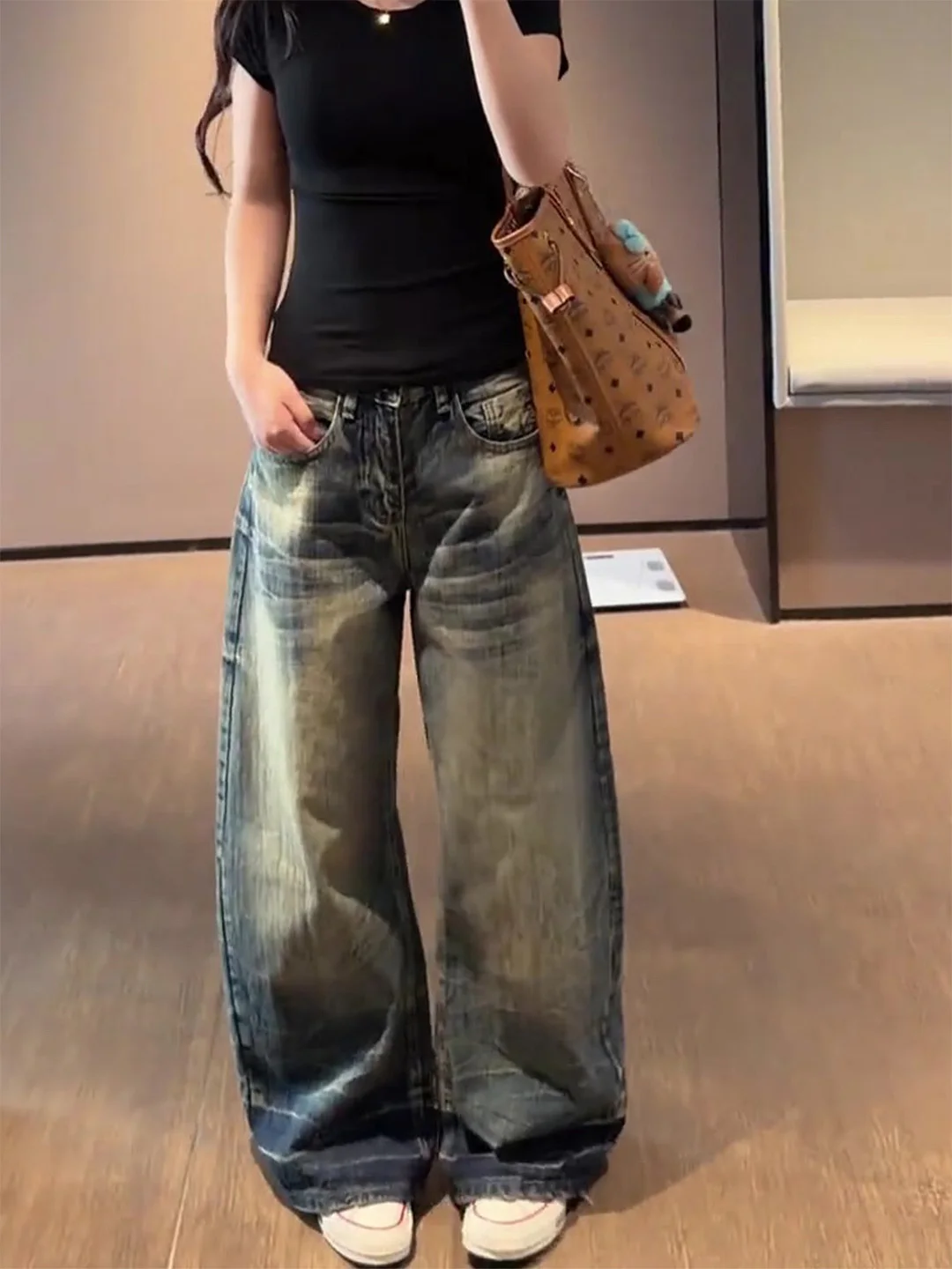 Summer 2026 American Retro Slimming Floor-Length Knife- Jeans Women's Distressed High-waist Thin Wide-leg Denim Pants
Summer 2026 American Retro Slimming Floor-Length Knife- Jeans Women's Distressed High-waist Thin Wide-leg Denim Pants