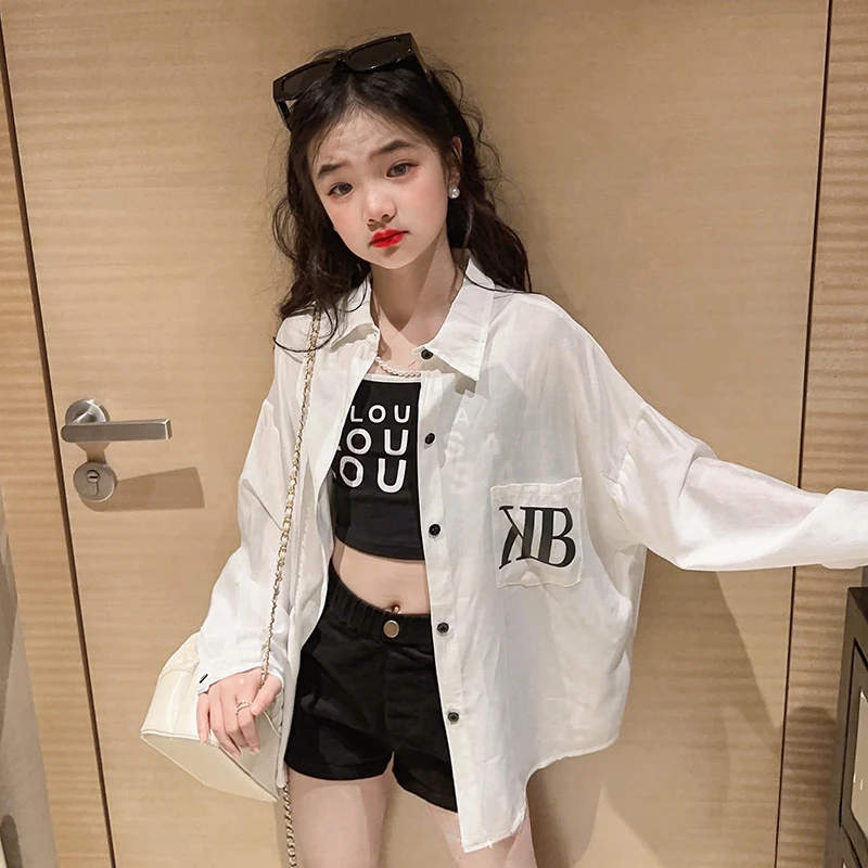 Girls Coat Summer 2024 New Summer Quick-drying Light Breathable Sun Protection Children Simple Casual Style All-match Cardigan
Girls Coat Summer 2024 New Summer Quick-drying Light Breathable Sun Protection Children Simple Casual Style All-match Cardigan
