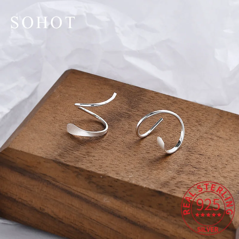 Real 925 Sterling Silver Minimalist Curved Earrings Tiny Stud Earrings for Women Trendy Fine Jewelry Personality Accessories
Real 925 Sterling Silver Minimalist Curved Earrings Tiny Stud Earrings for Women Trendy Fine Jewelry Personality Accessories