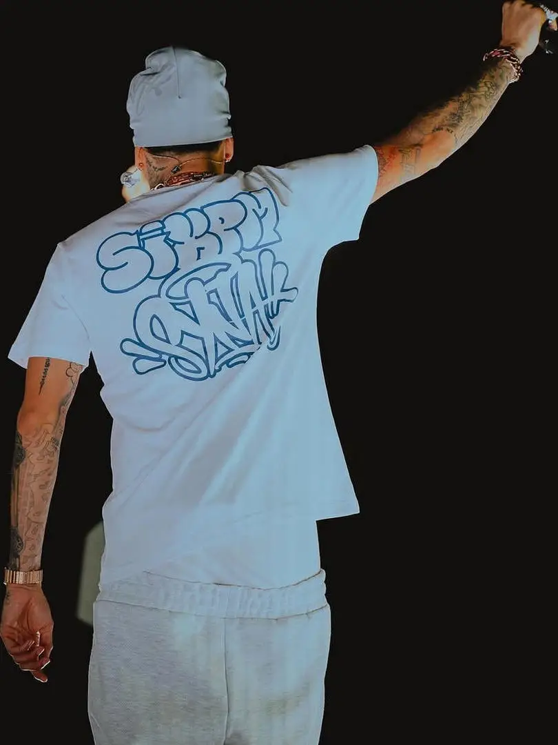 Central Cee X 6PM X Syna World CRG Eatn ort Sve T-irt Cotton Pure Printed Casual Tee for Teenagers ex
Central Cee X 6PM X Syna World CRG Eatn ort Sve T-irt Cotton Pure Printed Casual Tee for Teenagers ex