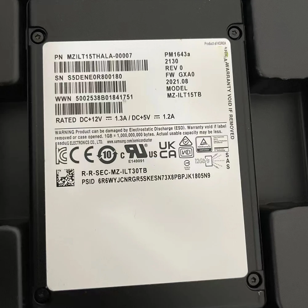 Для Samsung SSD PM1643A Enterprise Server Твердотельный накопитель MZILT15THALA-00007 15,36T SAS 2,5 дюйма
Для Samsung SSD PM1643A Enterprise Server Твердотельный накопитель MZILT15THALA-00007 15,36T SAS 2,5 дюйма