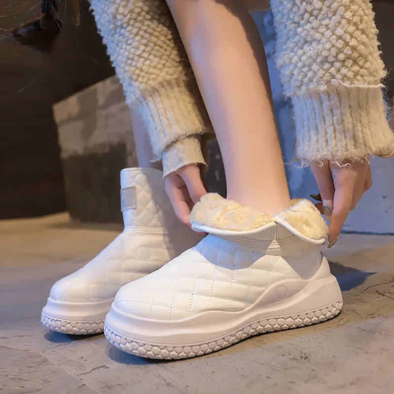 Korean Style Diamond Pattern Winter Boots Women's New 2024 Waterproof Non-Slip Thickened Warm Cotton Shoes with Fleece Bread ...
Korean Style Diamond Pattern Winter Boots Women's New 2024 Waterproof Non-Slip Thickened Warm Cotton Shoes with Fleece Bread ...