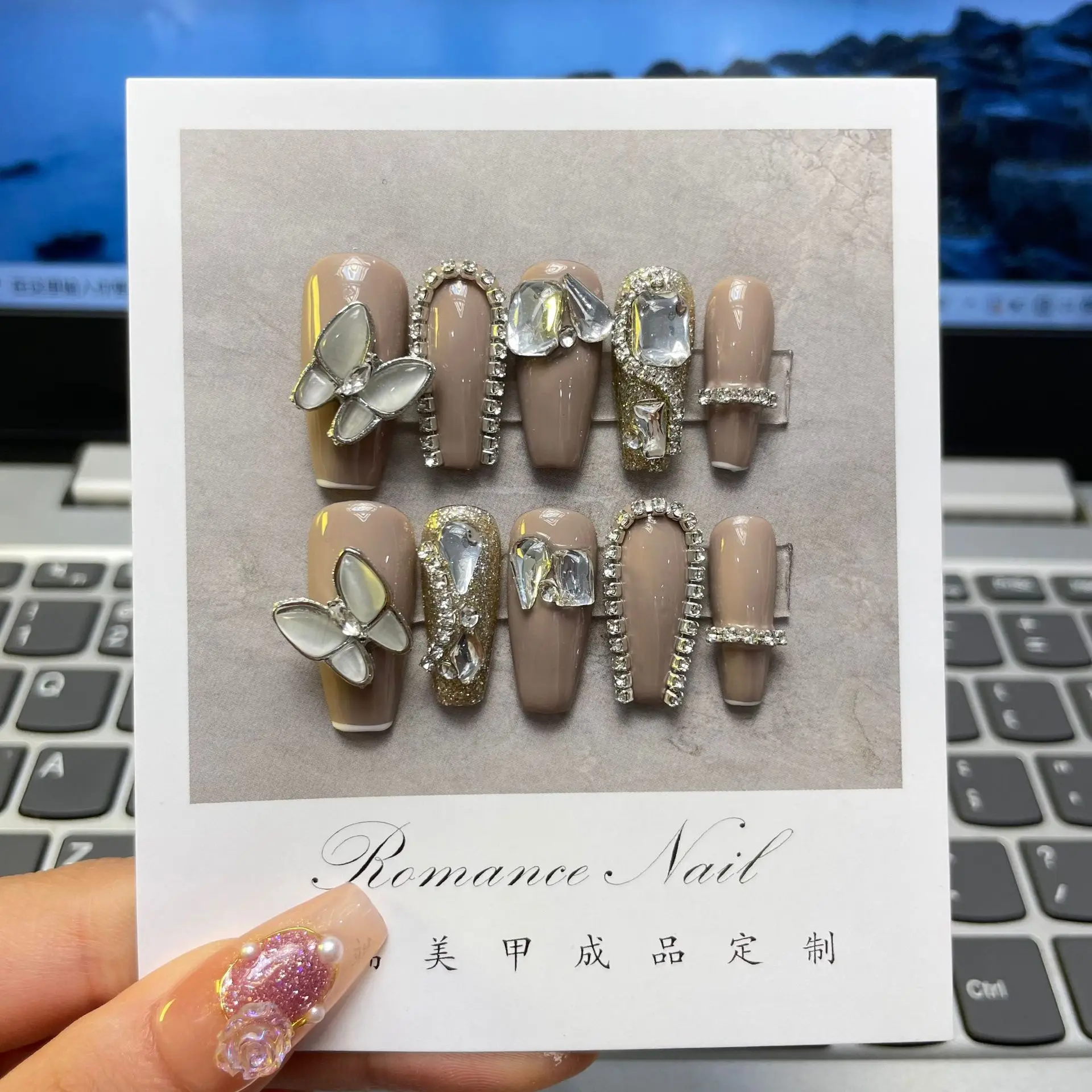 10 pcs Luxury Handmade Press on Nails Middle Trapezoid Pink Butterfly Design with 4-PIECE Tool Adhesive Nail Glue Tabs
10 pcs Luxury Handmade Press on Nails Middle Trapezoid Pink Butterfly Design with 4-PIECE Tool Adhesive Nail Glue Tabs