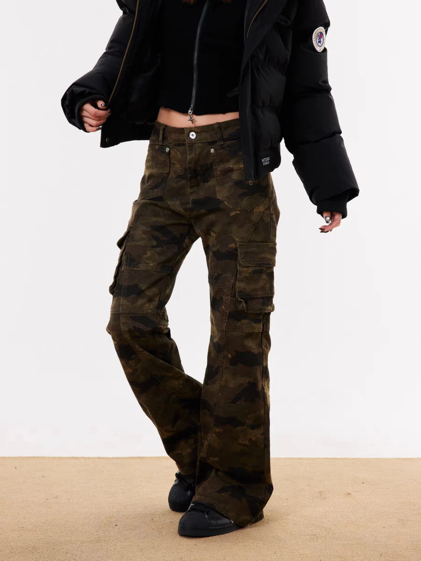 American Sle High Waist Loose Fit Camouflage Jeans Women's Casual Straight Leg Pants Bell Bot High Street Faion
American Sle High Waist Loose Fit Camouflage Jeans Women's Casual Straight Leg Pants Bell Bot High Street Faion