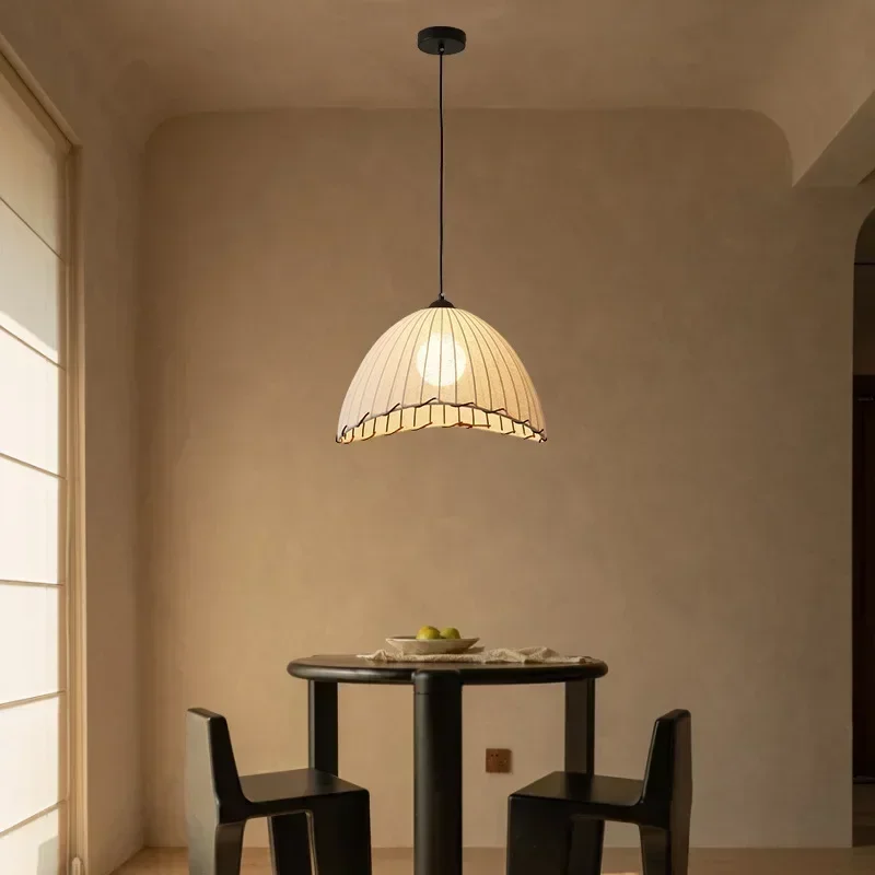 Nordic Fabric Pendant Lamp for Bedroom Dining Table Restaurant Tea Room Living Room Homestay Modern Indoor Lighting Fixtures
Nordic Fabric Pendant Lamp for Bedroom Dining Table Restaurant Tea Room Living Room Homestay Modern Indoor Lighting Fixtures